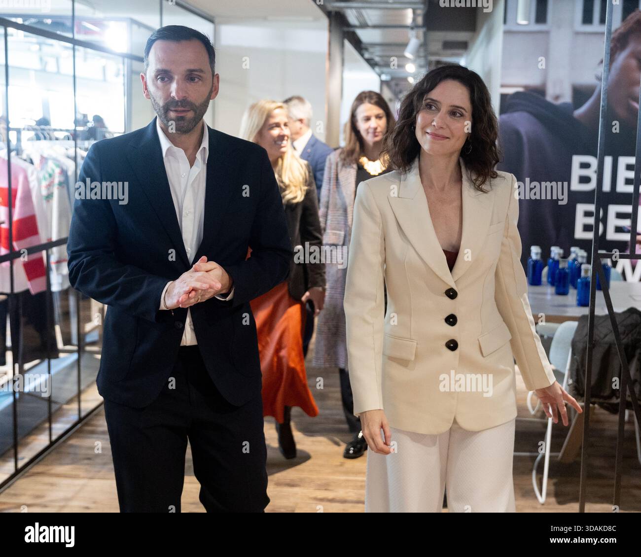 The head of Primark Ibérica, Carlos Inacio, and the president of the ...