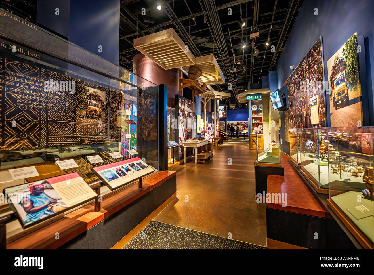 Smithsonian Natural History Museum African Voices Exhibit