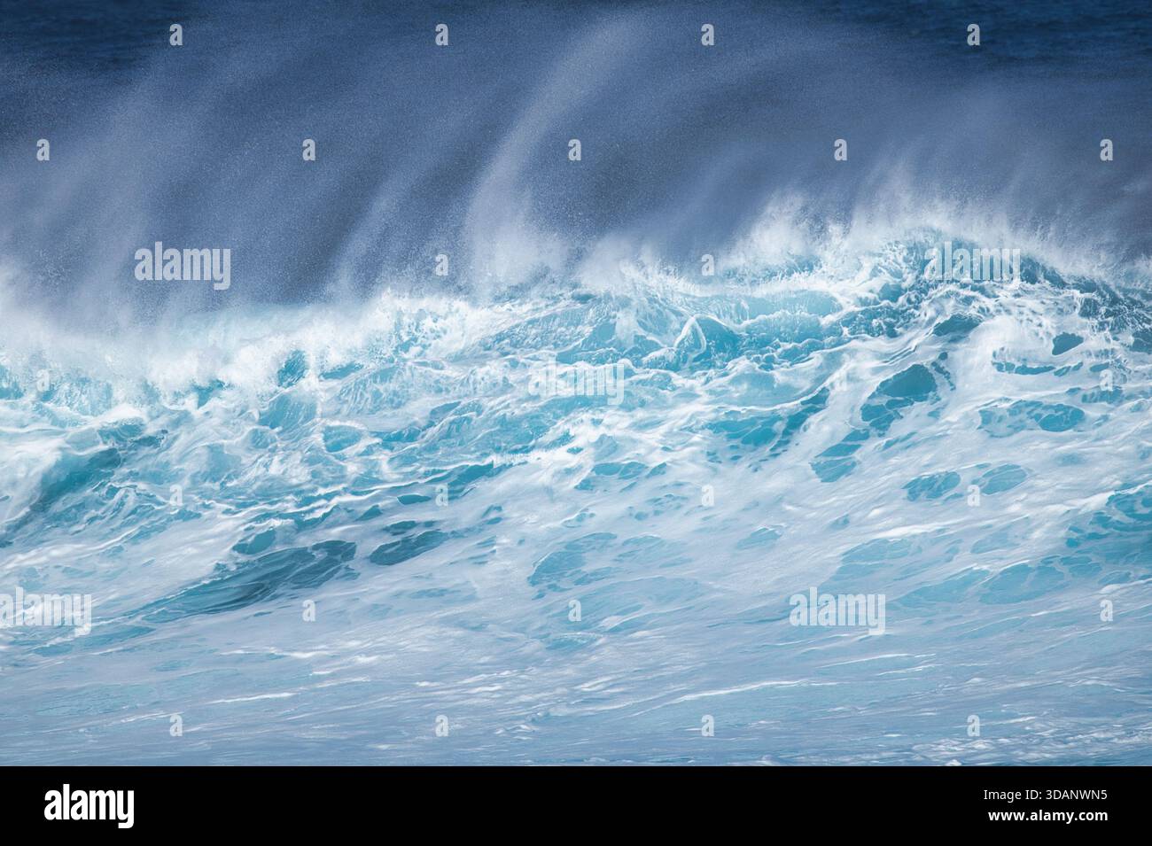 Exotic Wave Extreme wave hi-res stock photography and images - Alamy