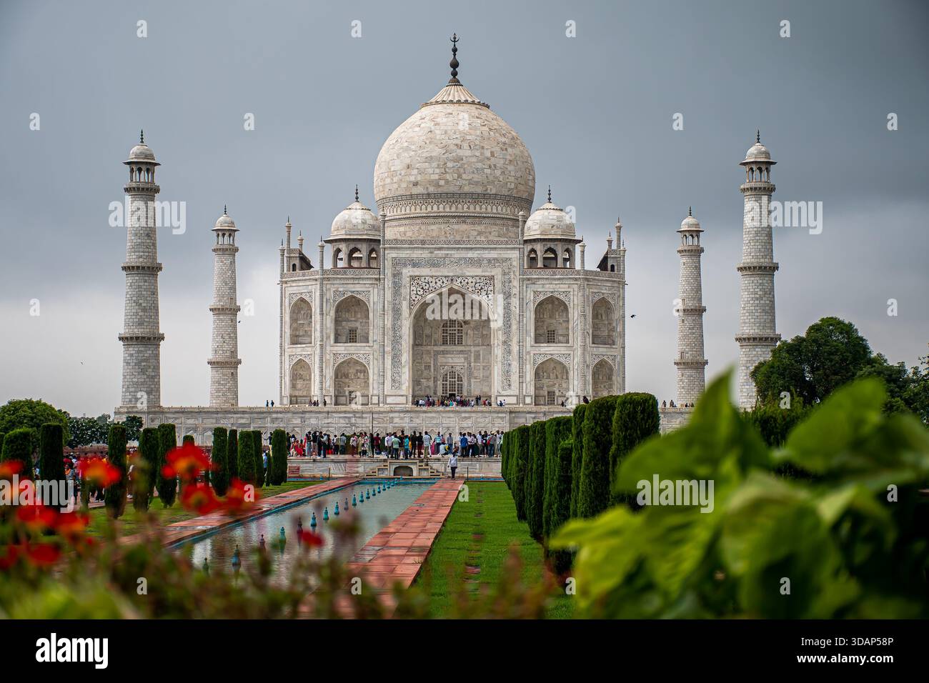 The Taj Mahal at Agra: Iconic Mughal Monument of Love. (Mughal ...