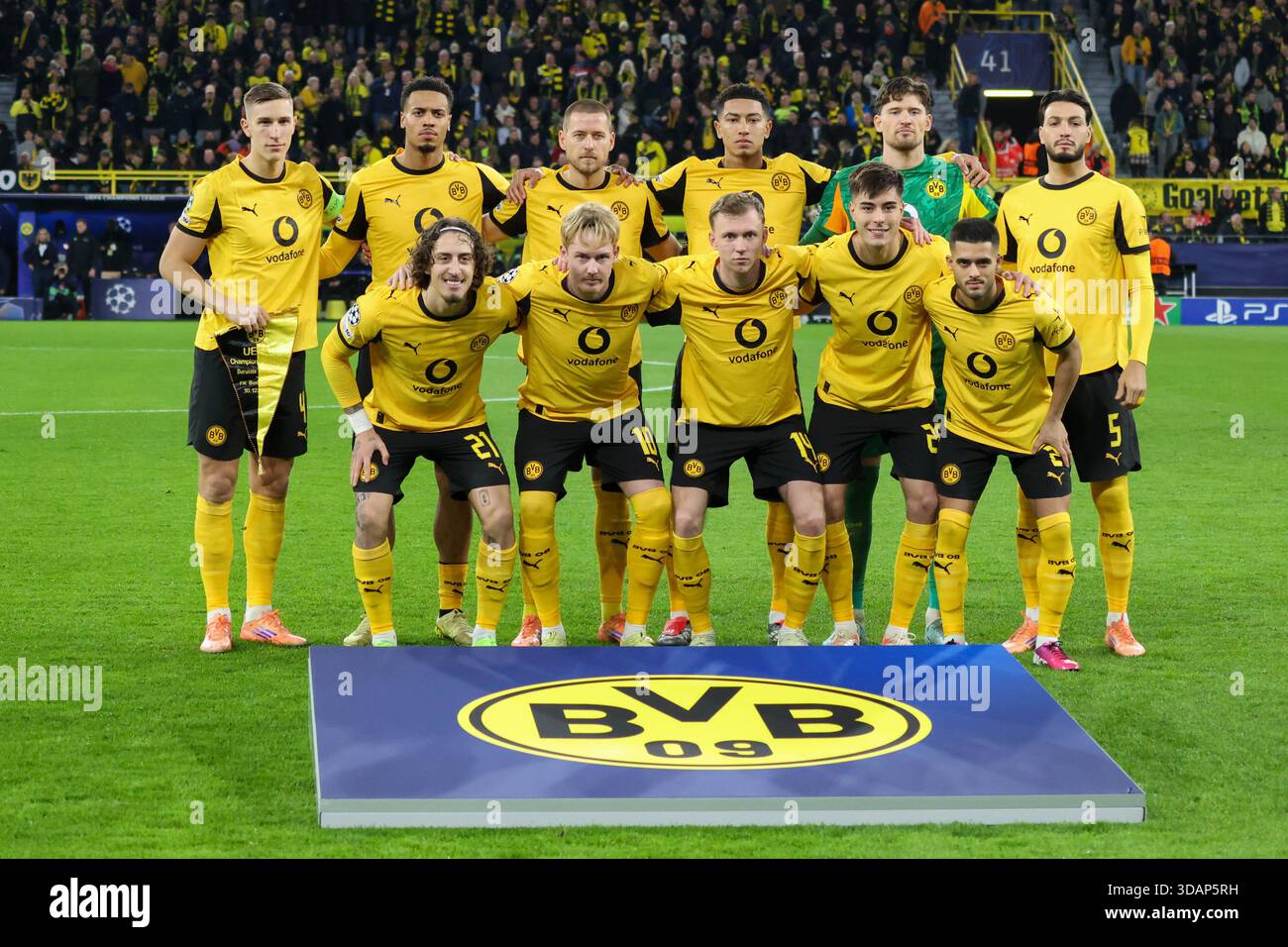 dortmund-germany-december-10-2025-champions-league-2025-2026