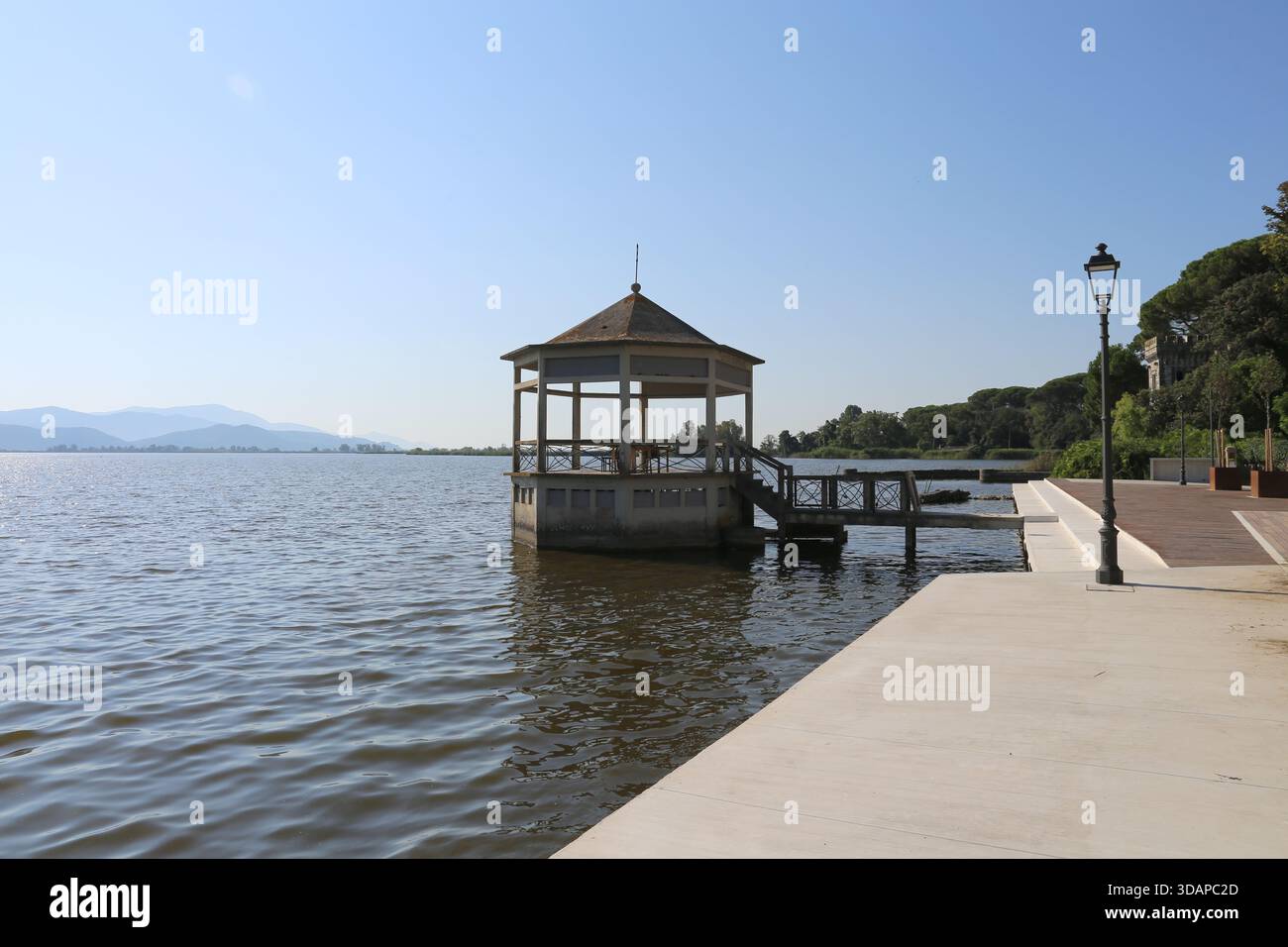 Massaciuccoli lake torre del lago hi-res stock photography and images ...