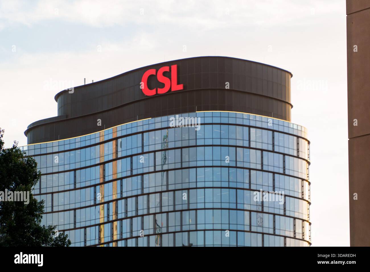 Sleek c logo hi-res stock photography and images - Alamy