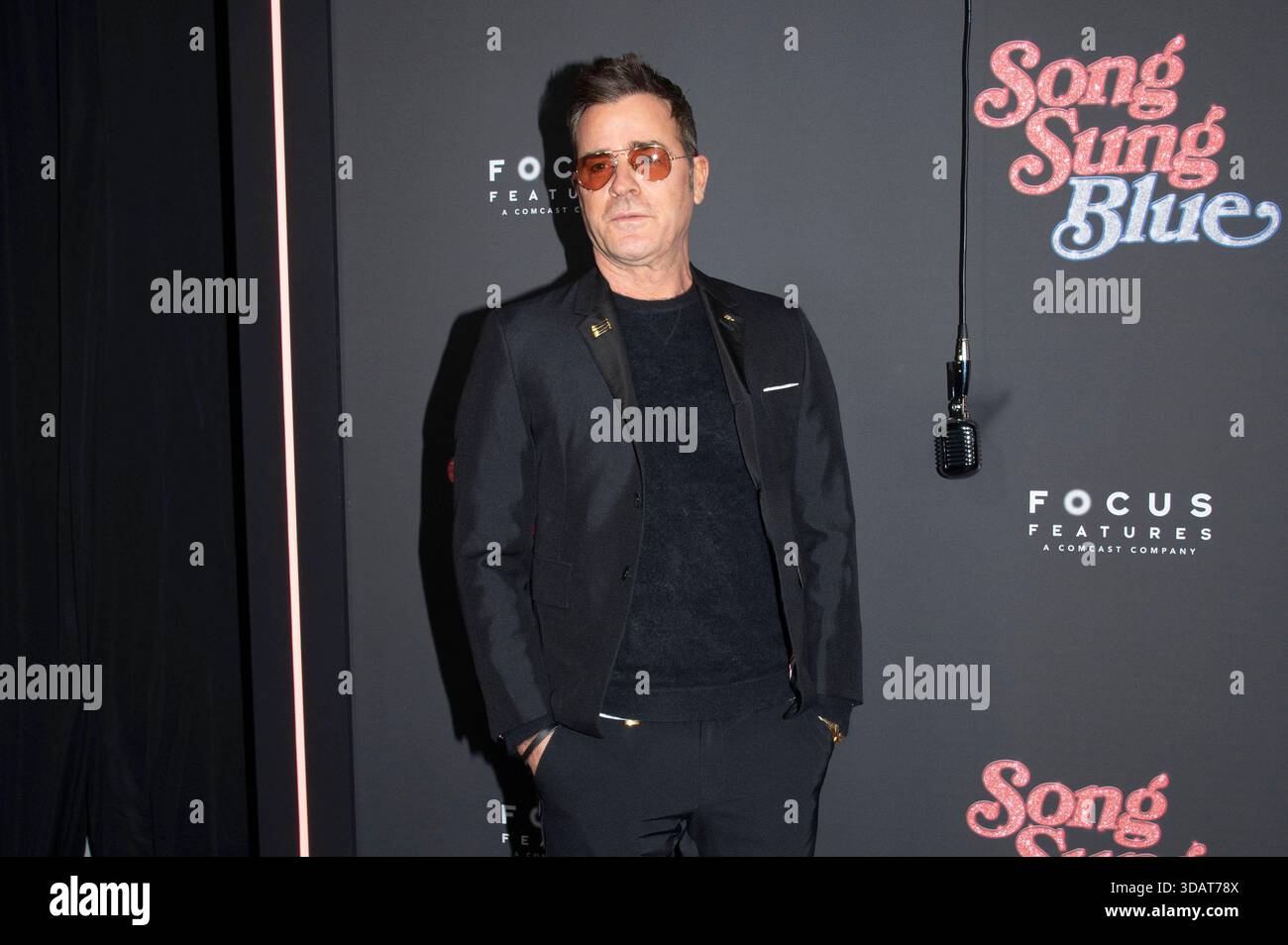 Justin Theroux bei der Premiere des Kinofilms Song Sung Blue im AMC Lincoln  Square. New York, 11.12.2025 *** Justin Theroux at the premiere of the  movie Song Sung Blue at AMC Lincoln