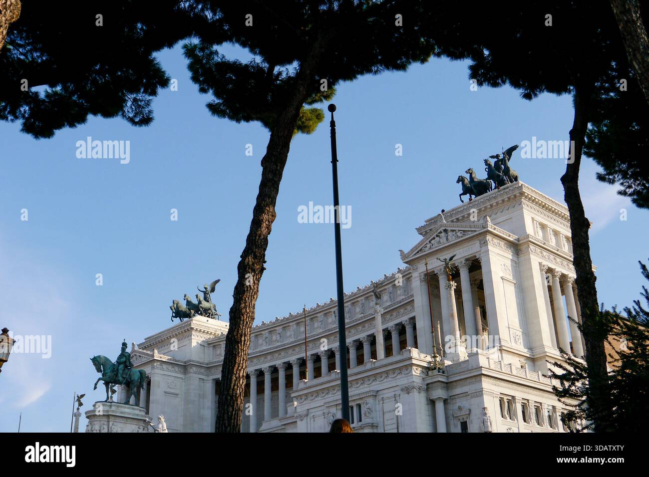 Beauty piazza venezia iconic monument hi-res stock photography and ...