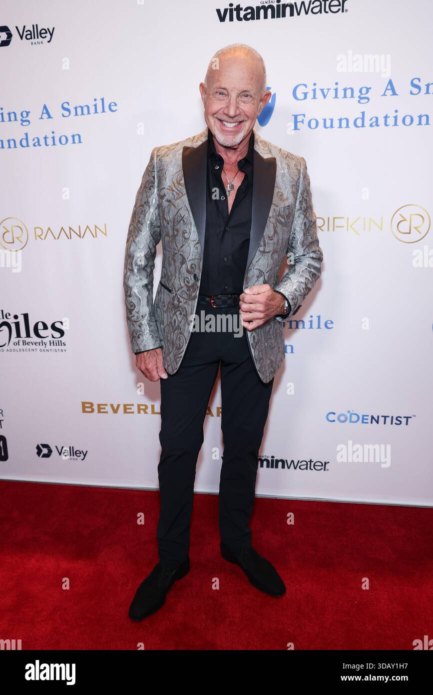 Larry Rifkin Beverly Hills, California, USA. 11th December, 2025. Laurence Rifkin ...