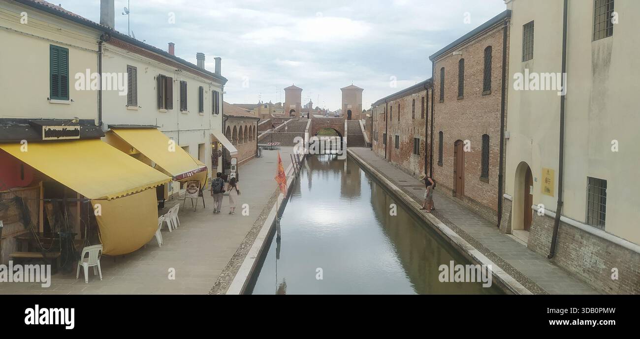 The historic center of Comacchio with its characteristic bridges over the water channels - Stock Image