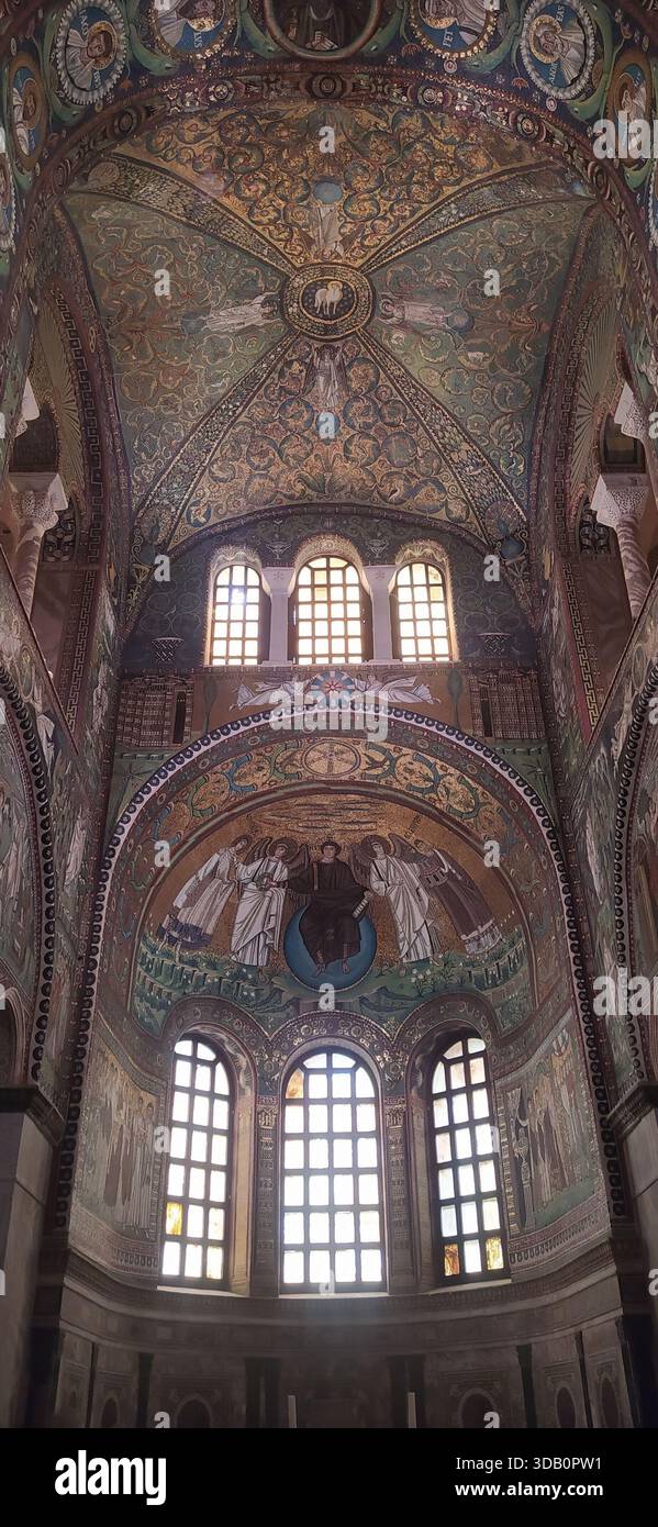 Interior of the Basilica of San Vitale - Stock Image