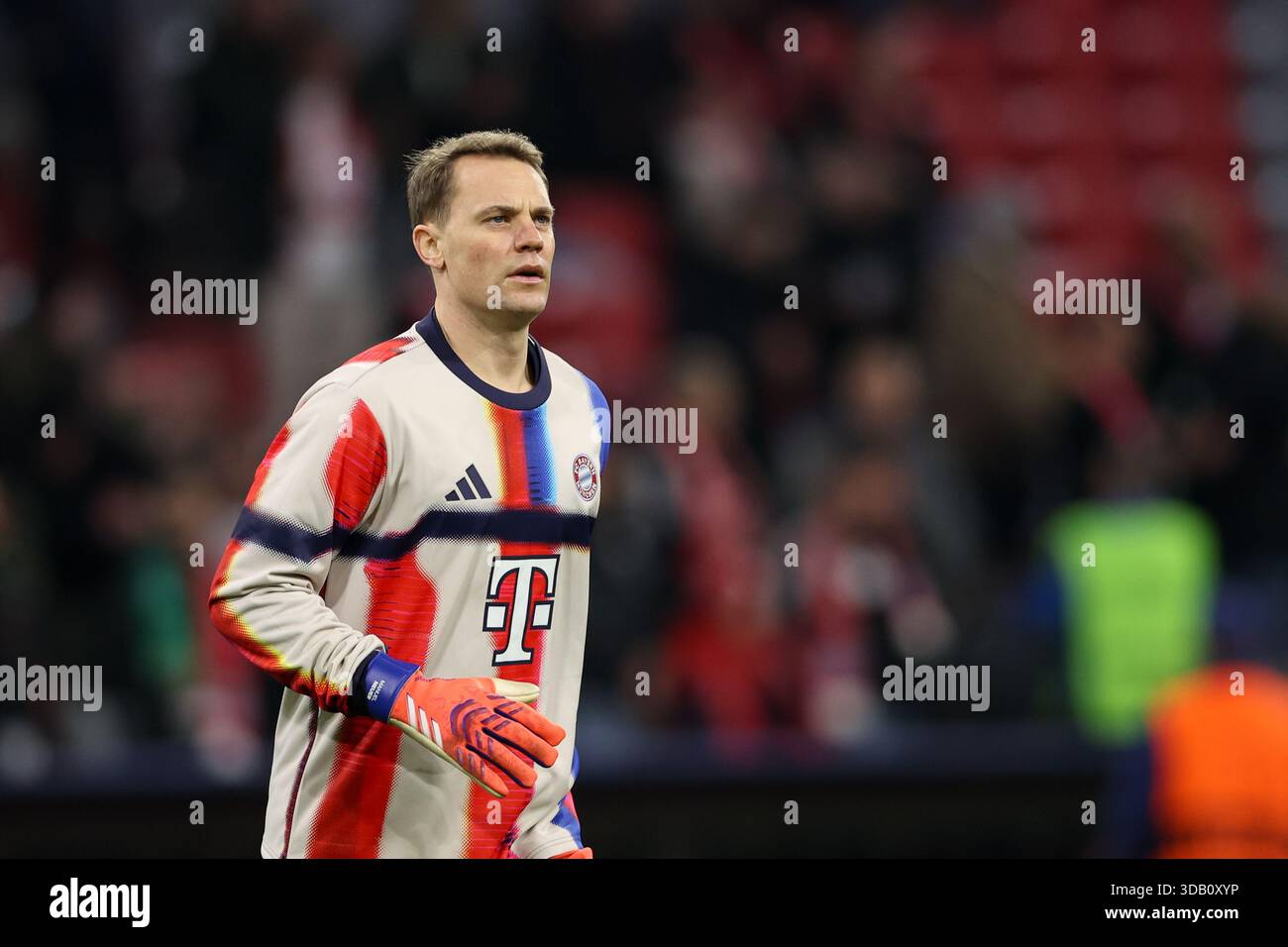 manuel-neuer-of-bayern-munich-seen-during-warm-up-before-the-uefa