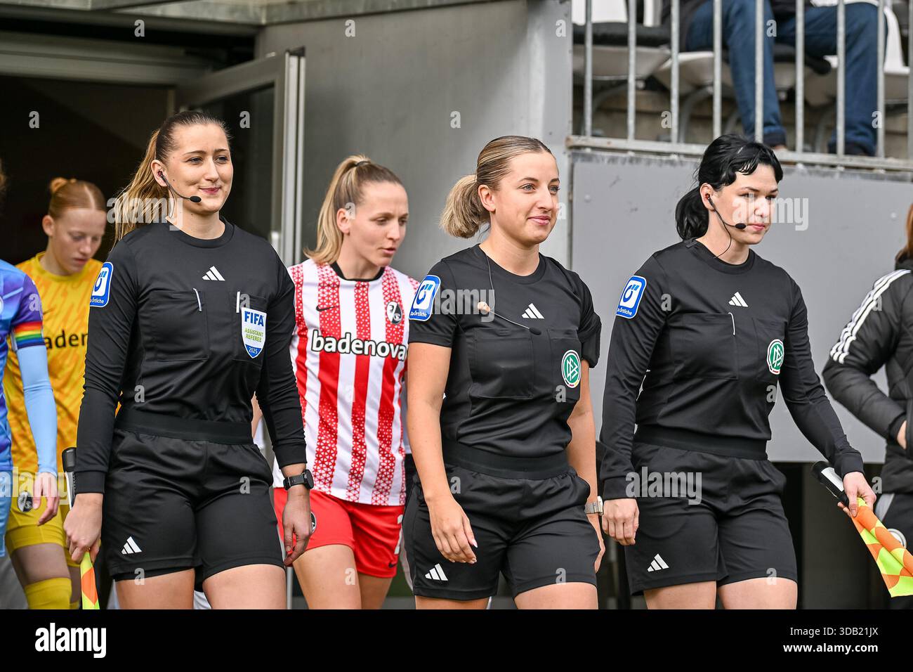 One of the Icelandic traditions for Christmas. Our way to show we care and  remember those loved ones who passed away 🙏🙏, image size:1300x956