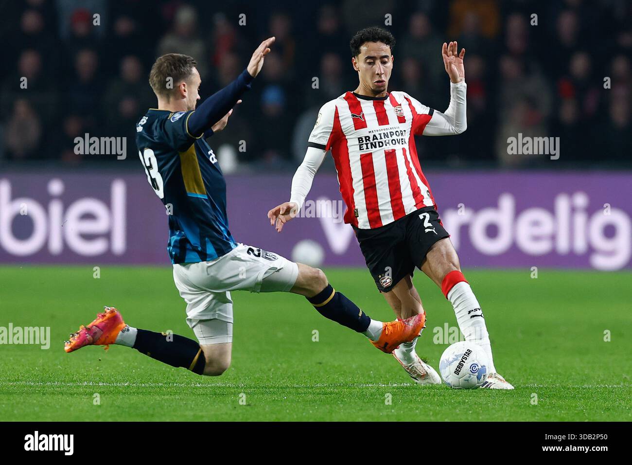 EINDHOVEN 13 12 2025 Philips Stadium Season 2025 2026 Dutch Eindhoven 13 12 2025 Philips Stadium Season 2025 2026 Dutch Eredivisie Football Match Between Psv And Heracles Almelo Picture Shows Psv Player Anass Salah Eddine Photo By Pro Shotssipa Usa 3DB2P50