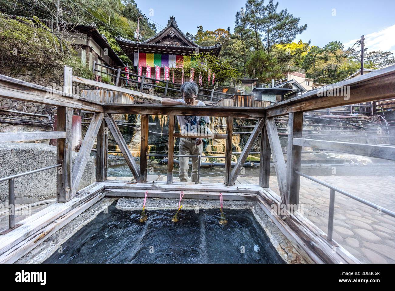 People in Yunomine Onsen have been using the hot springs for cooking since at least the Edo period (1603 to 1868). Today, tourists can buy eggs and vegetables in a net to cook them in the 90 °C water. Tanabe, Wakayama Prefecture, Japan Stock Photo