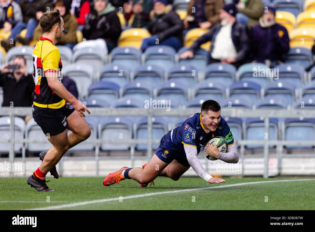 Worcester, England, UK, 13 December 2025. James Short of Worcester ...