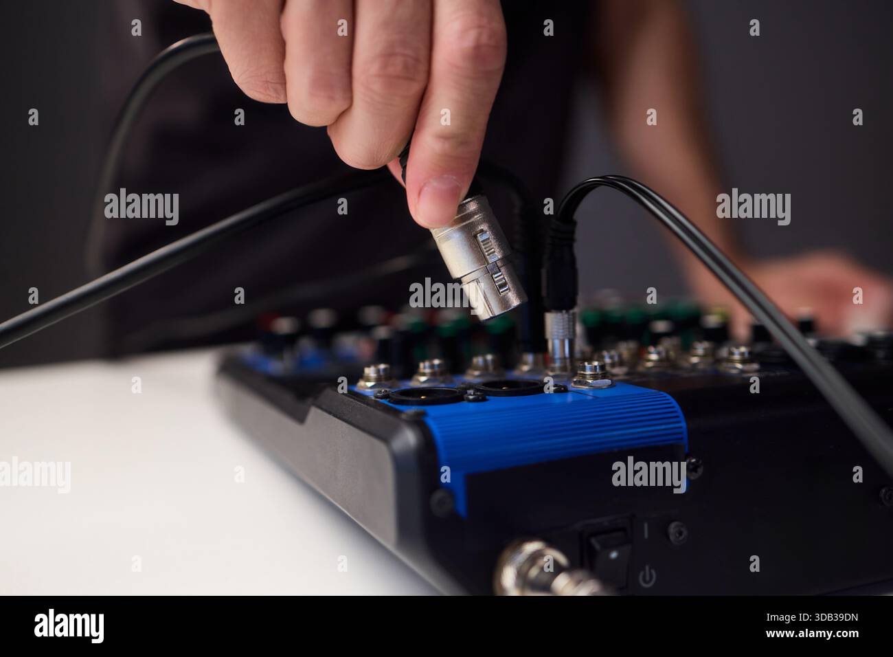 Fitting cables into professional studio gear, Attaching connectors 