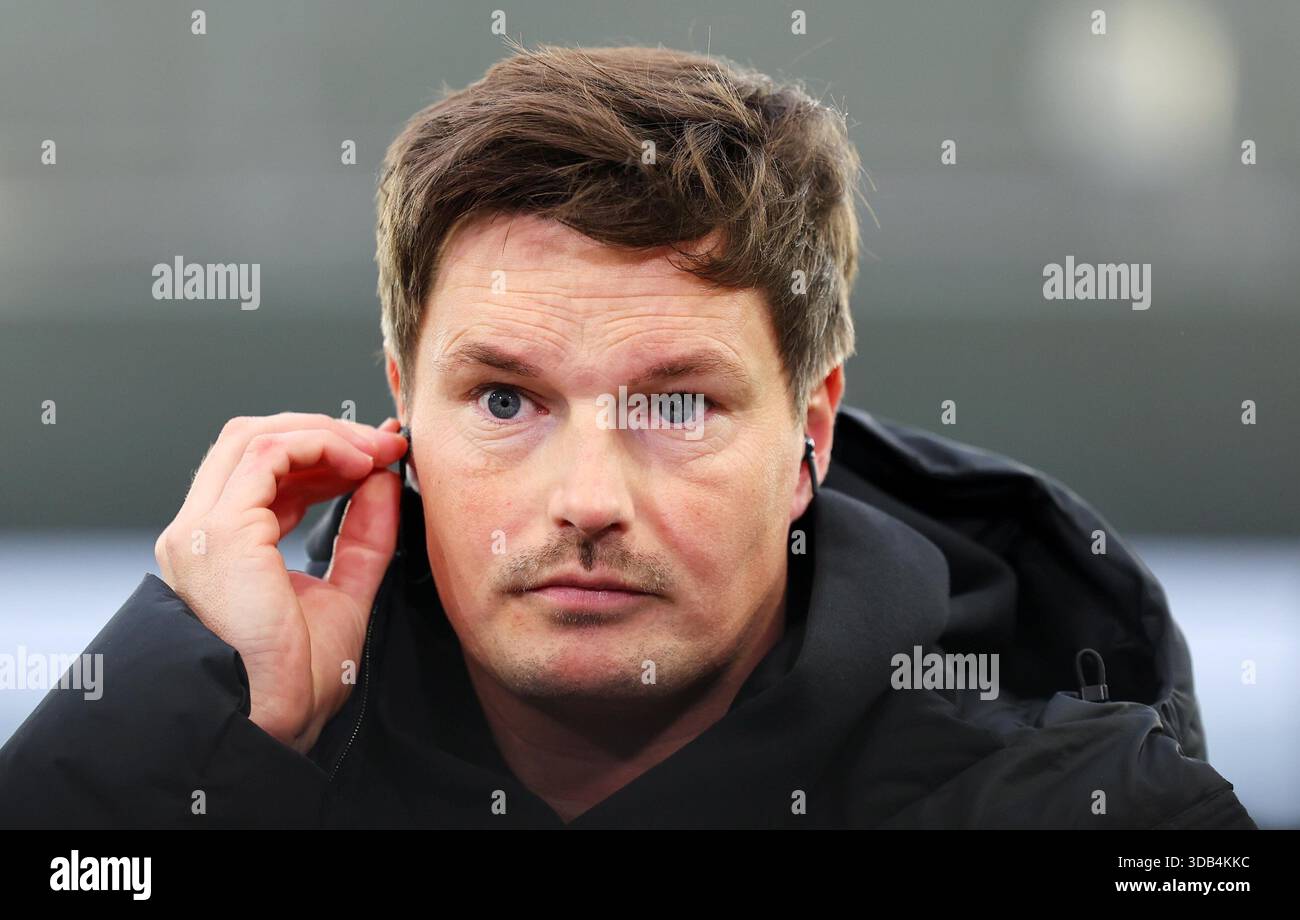 Trainer [coach] Merlin Polzin (HSV Hamburg) Sinsheim, December 13, 2025 ...