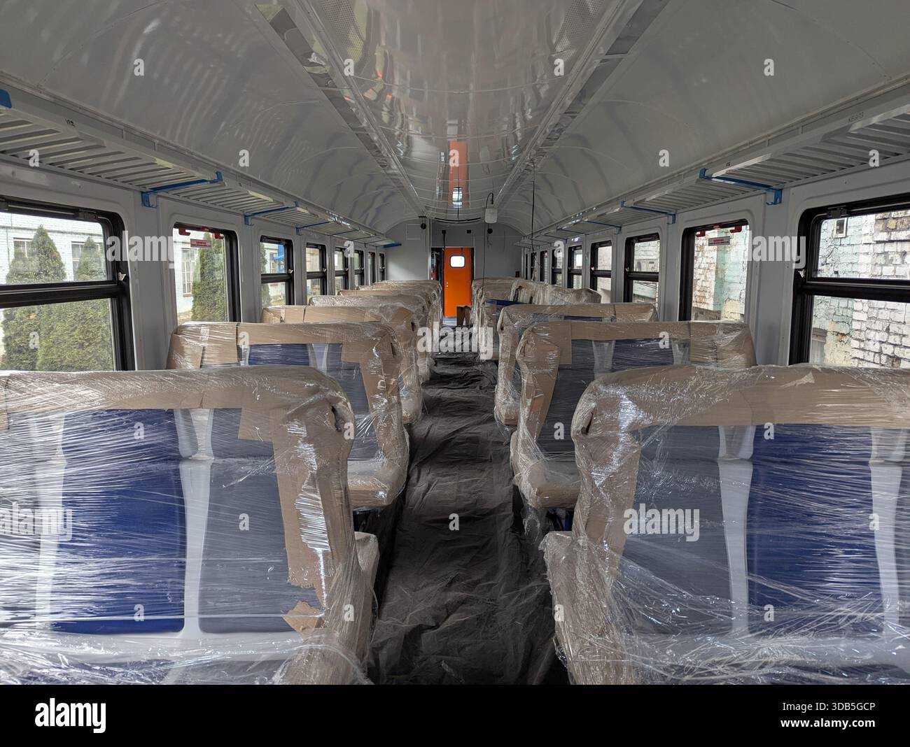 Wide aisle layout hi-res stock photography and images - Alamy
