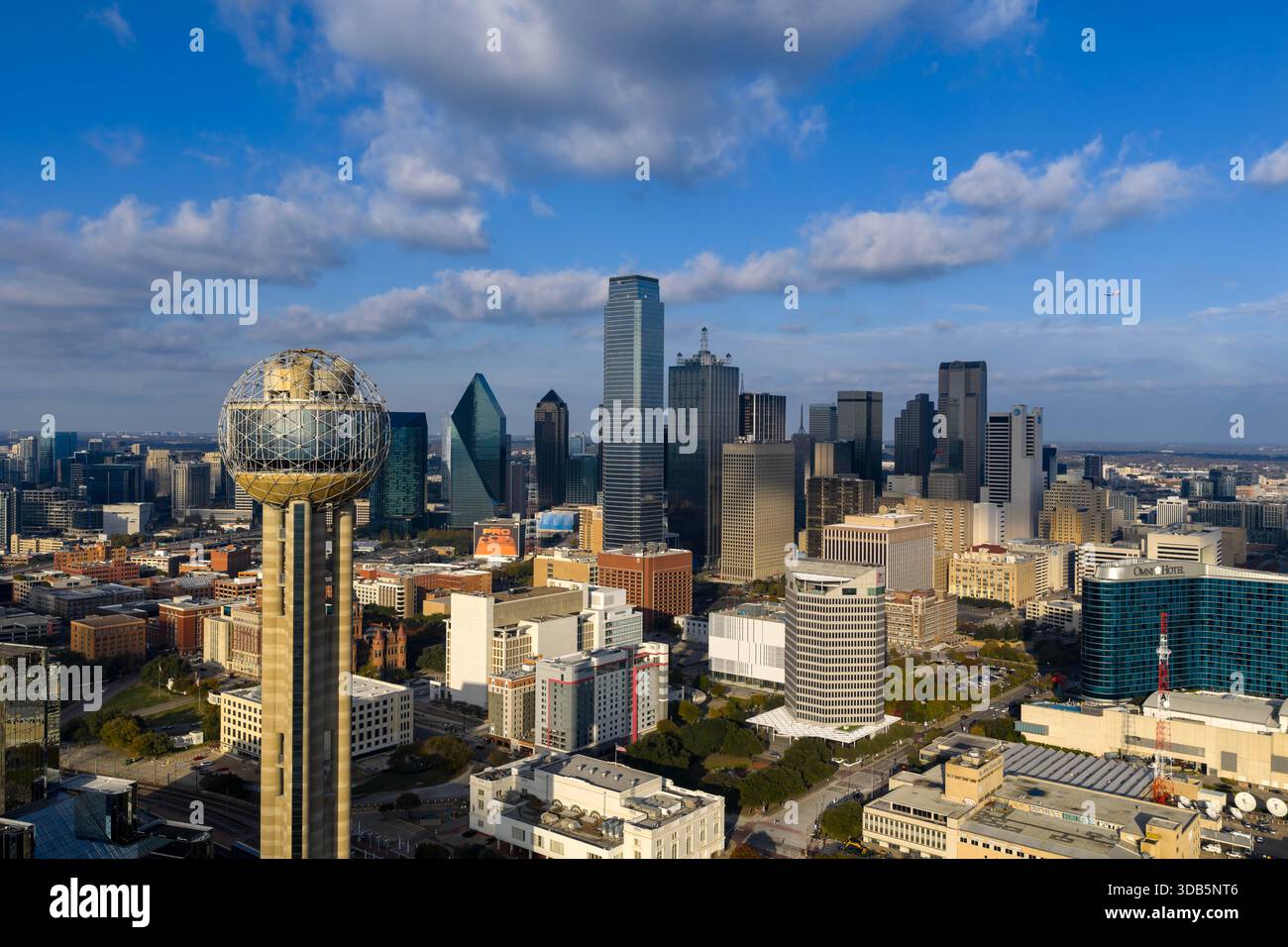 Aerial view dallas airport texas hi-res stock photography and images ...