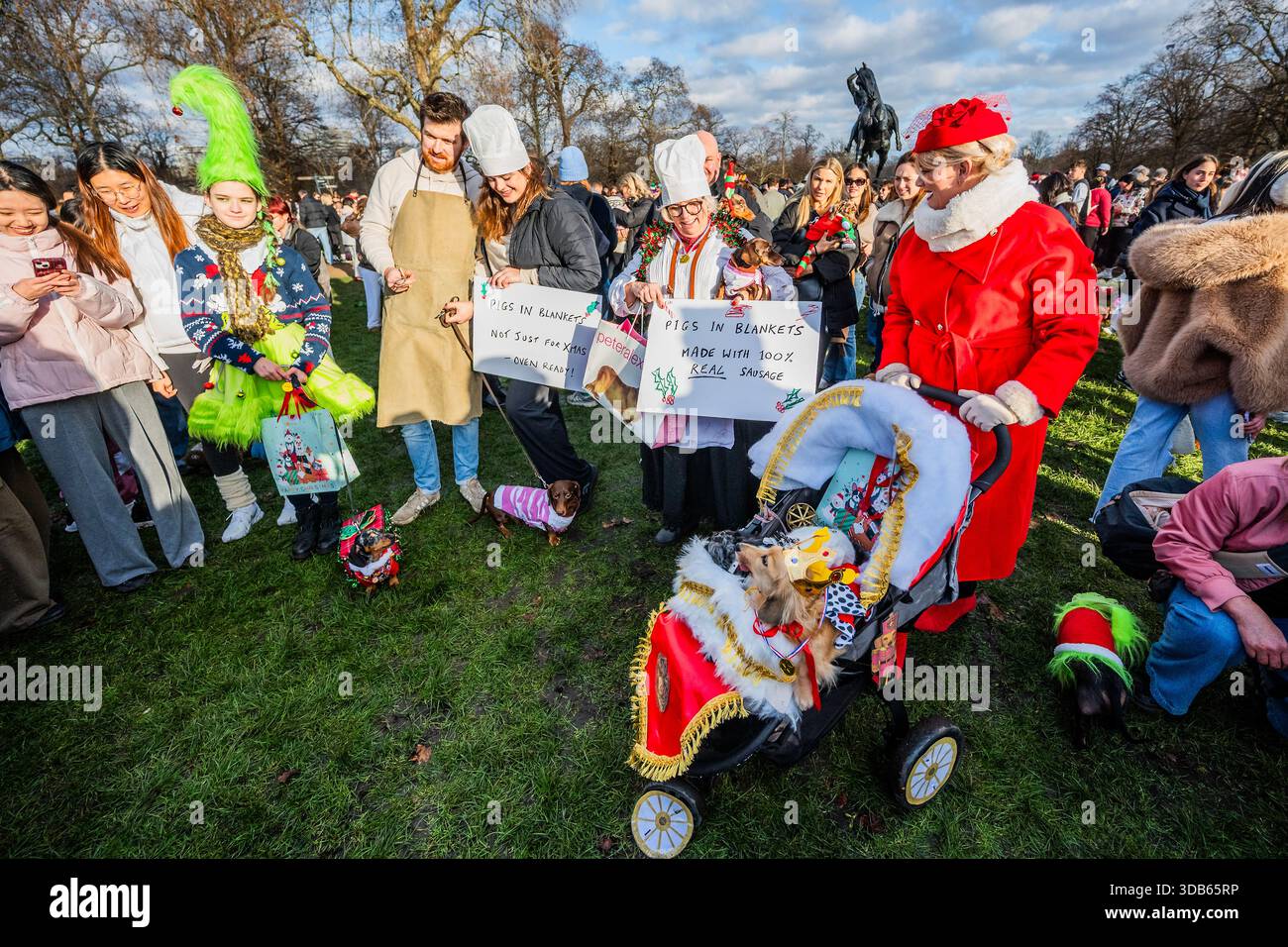 christmas best dressed competition 7 Christmas Fancy Dress Ideas
