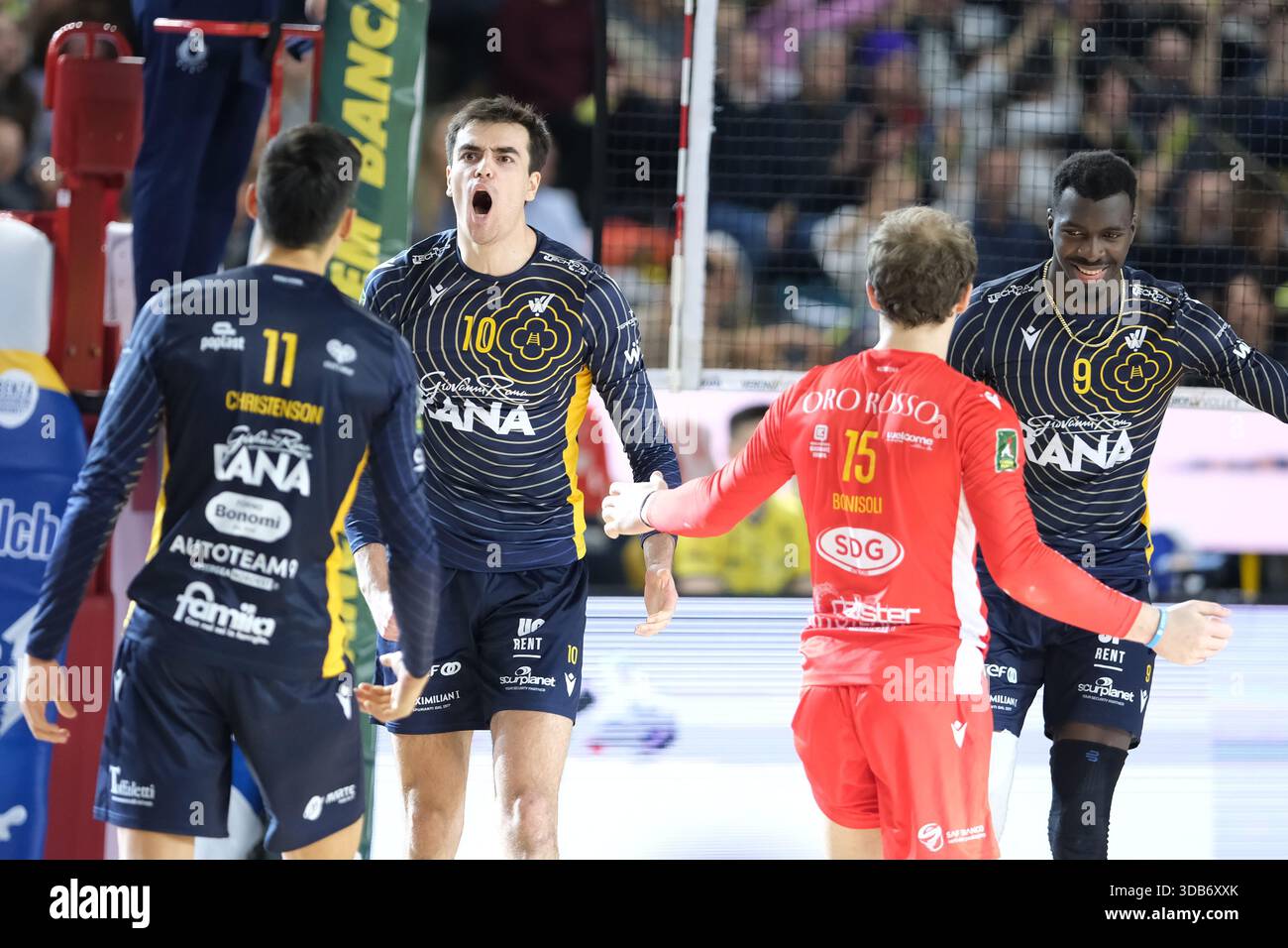 rana-verona-team-celebrates-after-scores-a-point-during-the-volley