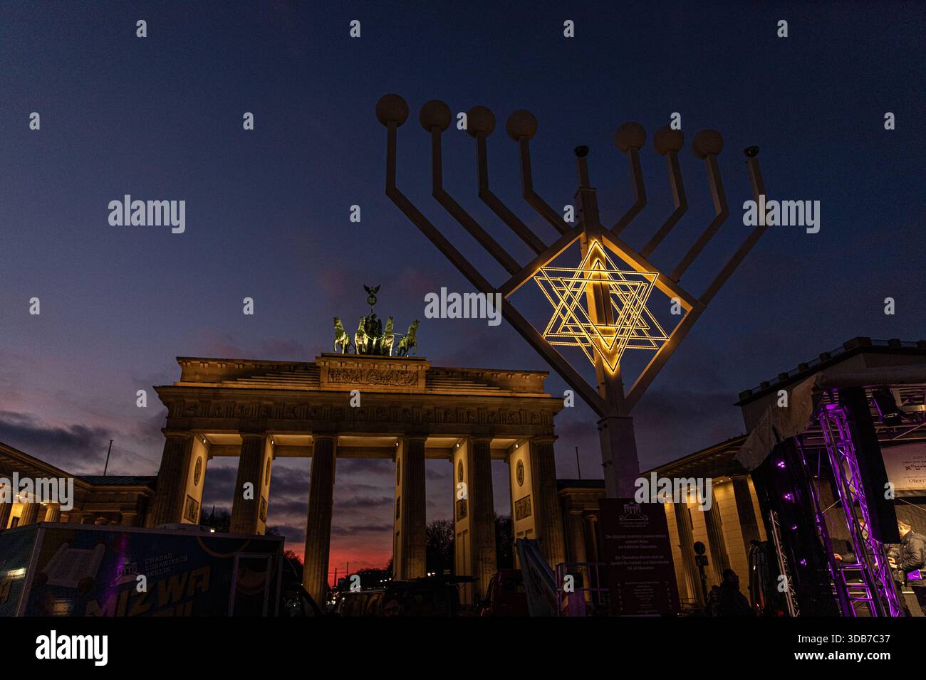 Christmas hanukkah on same day