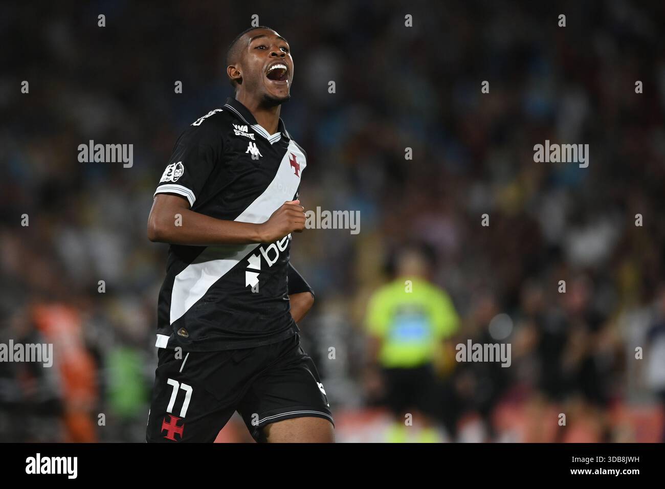 Vasco player Rayan celebrates the qualification during the match ...