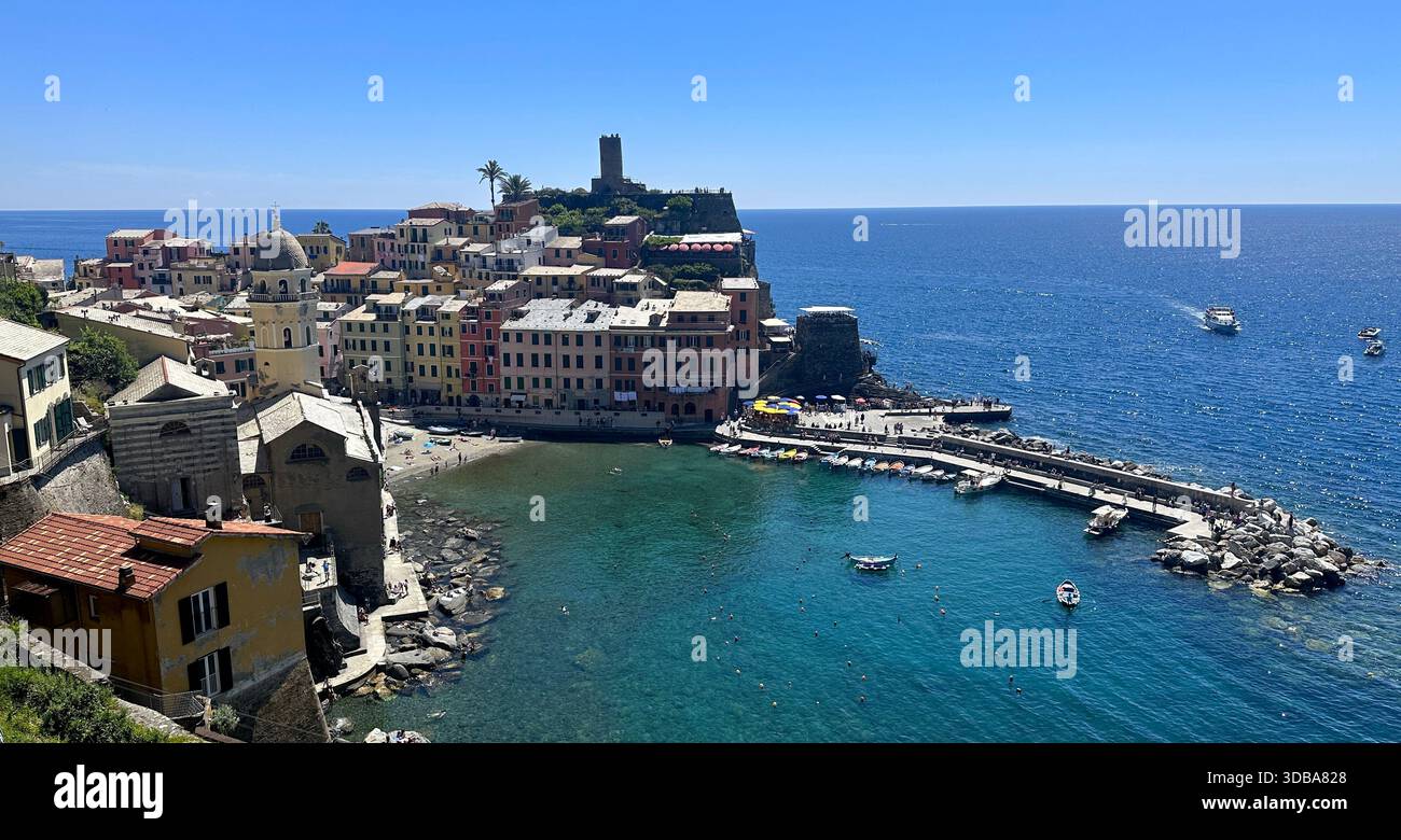 portofina, italy, italian riviera, panorama, travel, europe, view, town, port, landscape, beach, mediterranean - Stock Image
