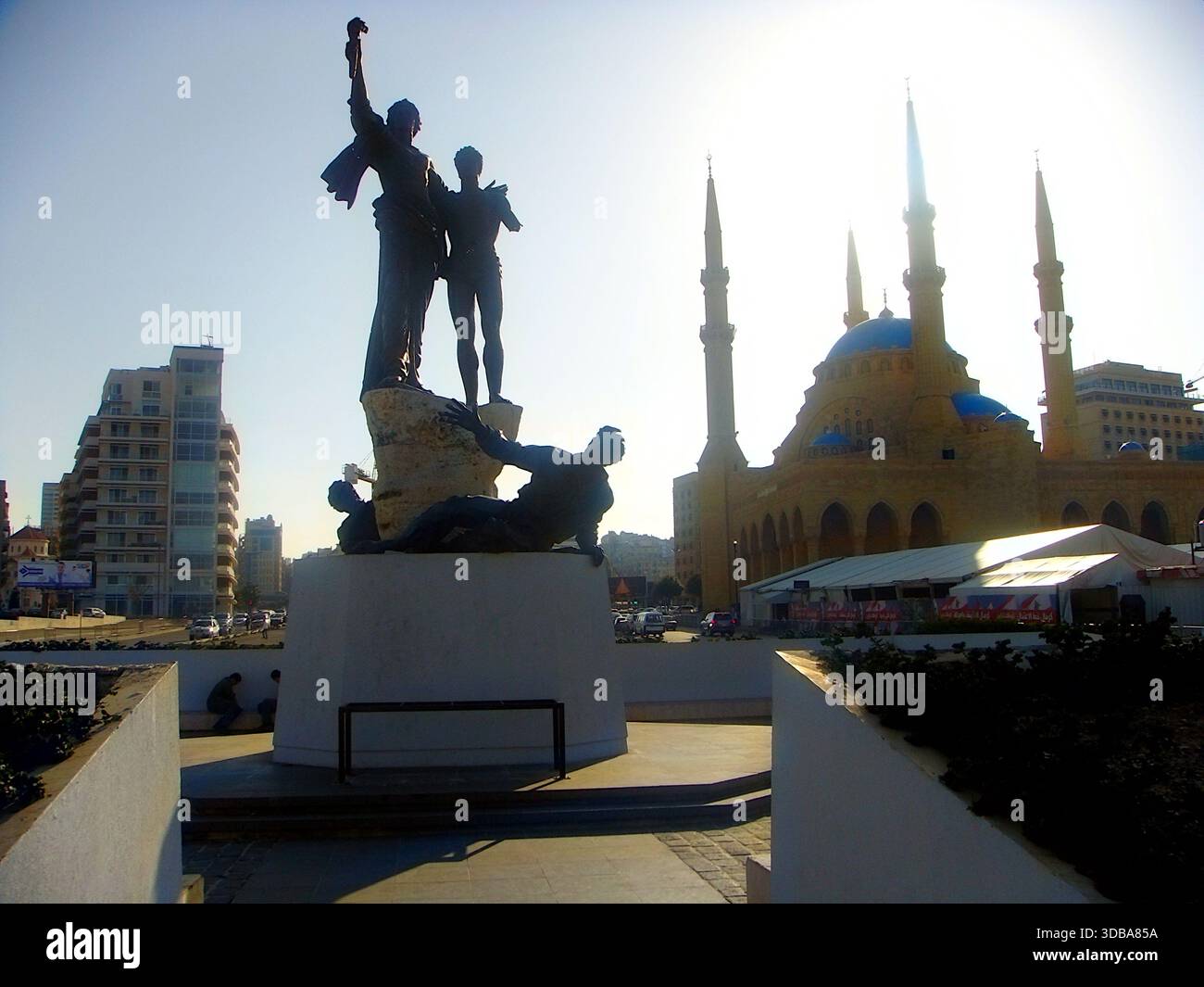 The Martyrs' Monument and Mohammad Al-Amin Mosque in Downtown Beirut, Lebanon - Stock Image