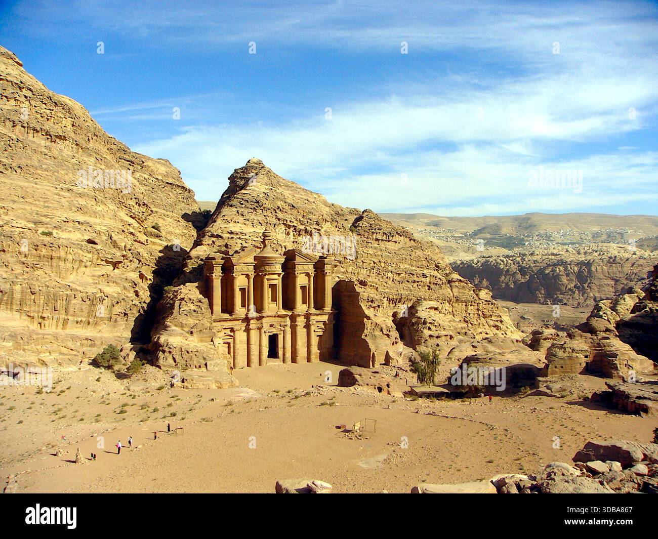 Panoramic view of the ancient rock-cut architecture in Petra, Jordan, also known as the Rose City. - Stock Image