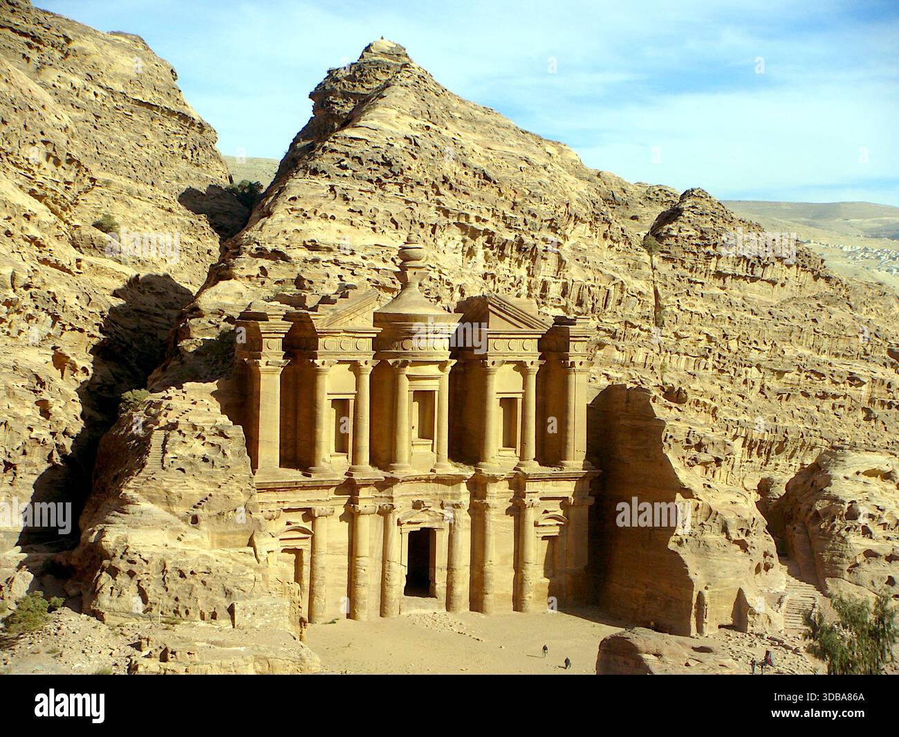 Panoramic view of the ancient rock-cut architecture in Petra, Jordan, also known as the Rose City. - Stock Image