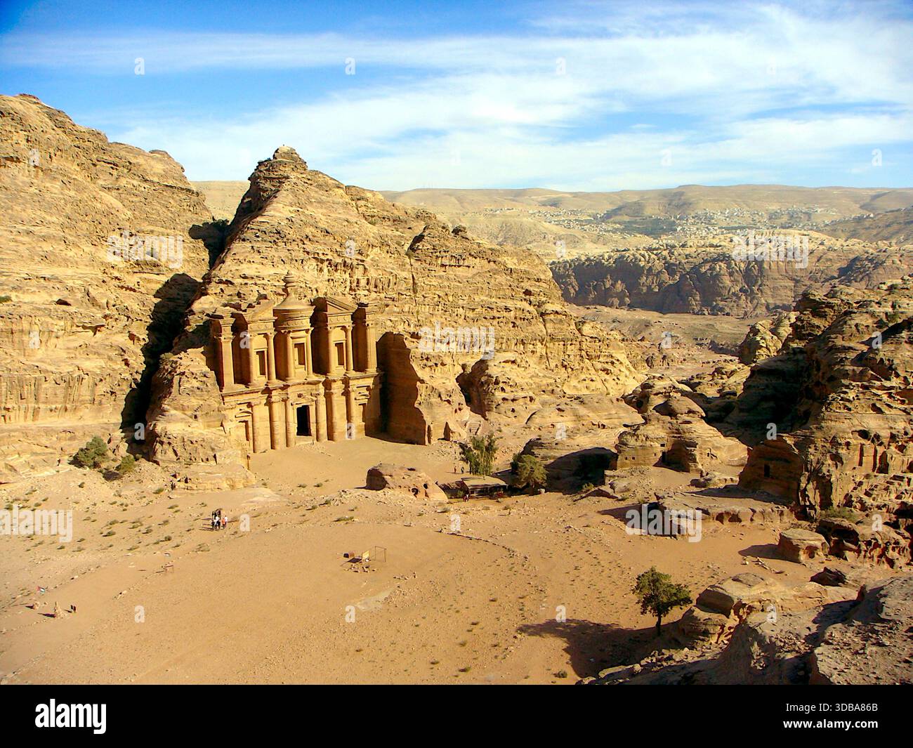Panoramic view of the ancient rock-cut architecture in Petra, Jordan, also known as the Rose City. - Stock Image