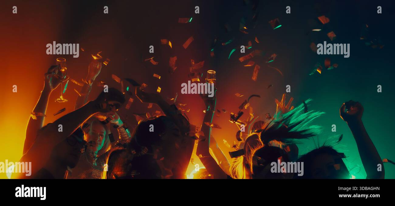 Night club crowd confetti hi-res stock photography and images - Alamy