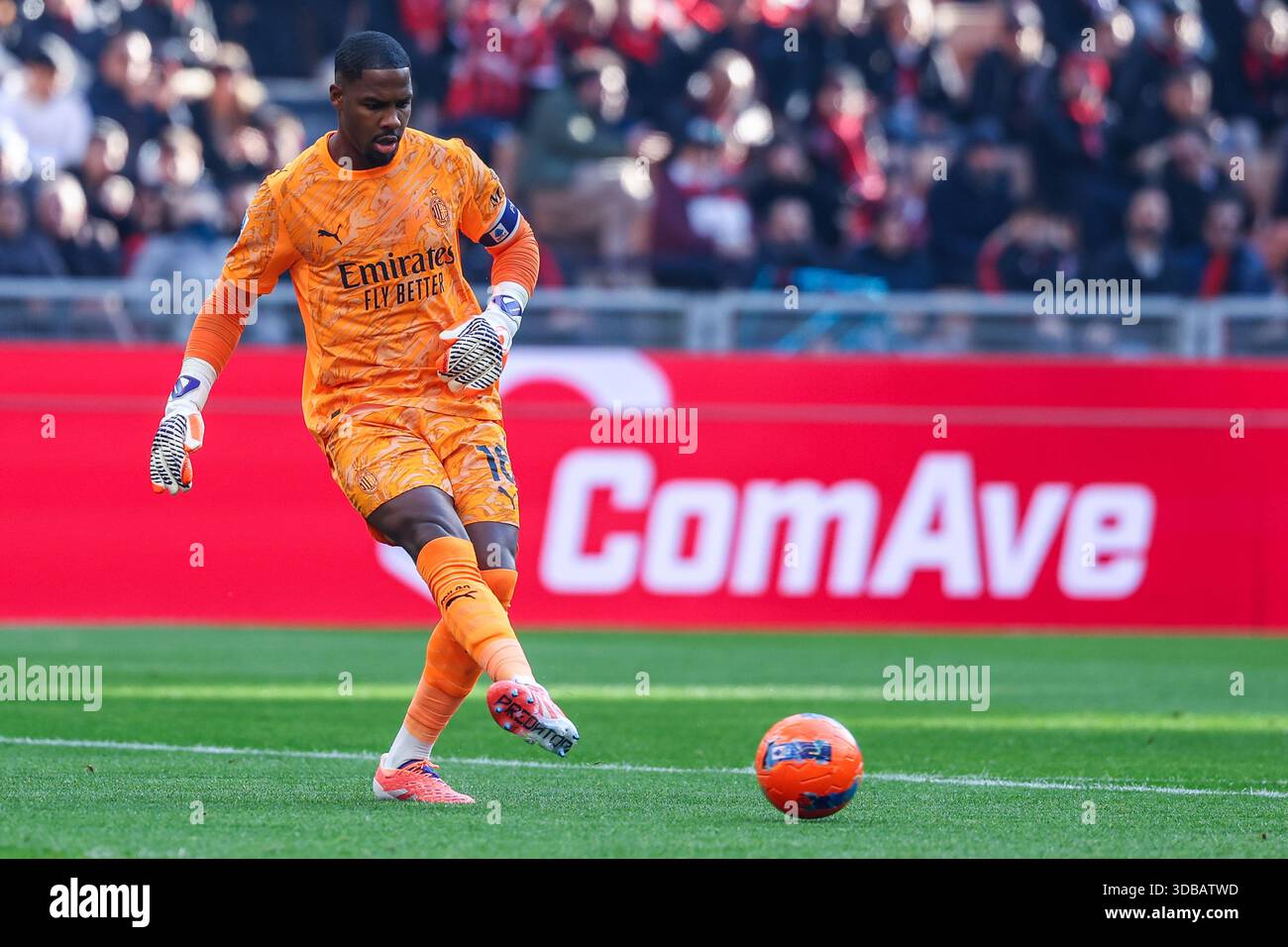 Mike Maignan of AC Milan seen in action during Serie A 2025/26 football ...