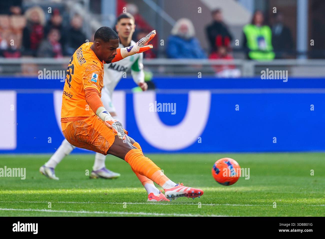 Mike Maignan of AC Milan seen in action during Serie A 2025/26 football ...