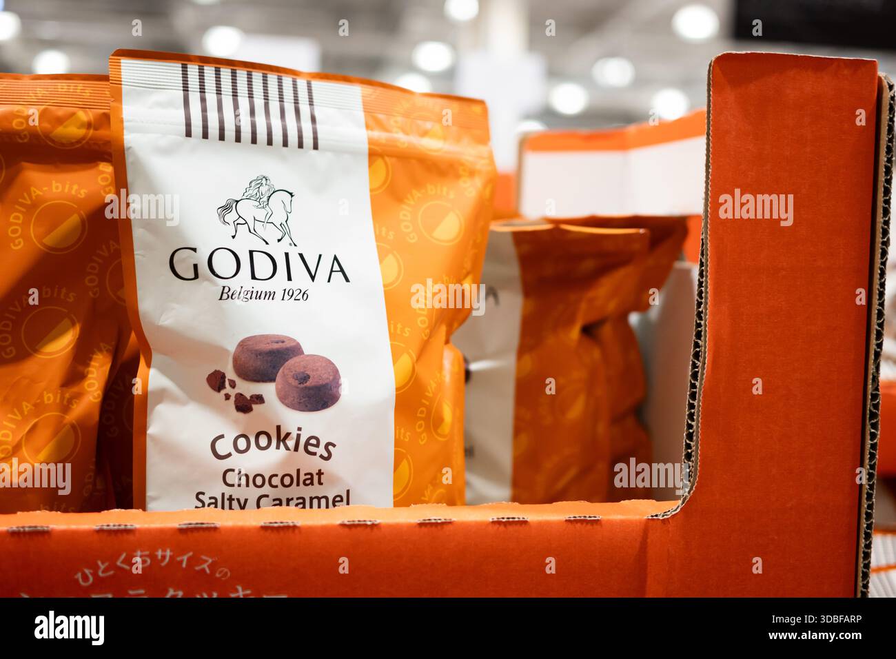 Godiva Cookies Chocolat Salty Caramel Displayed on Grocery Store Shelf Stock Photo