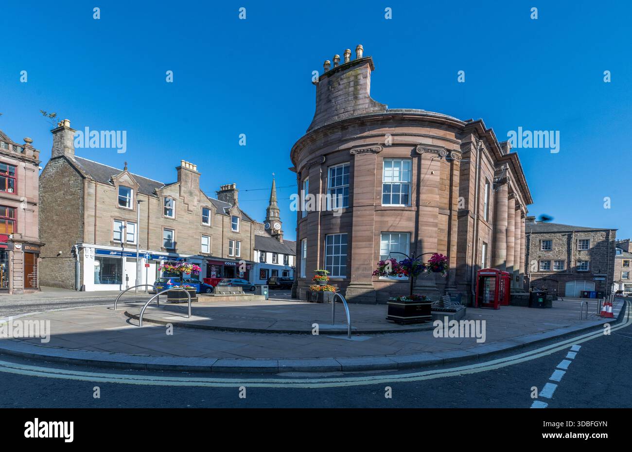 Historic round municipal building in Forfar town center, stone facade ...