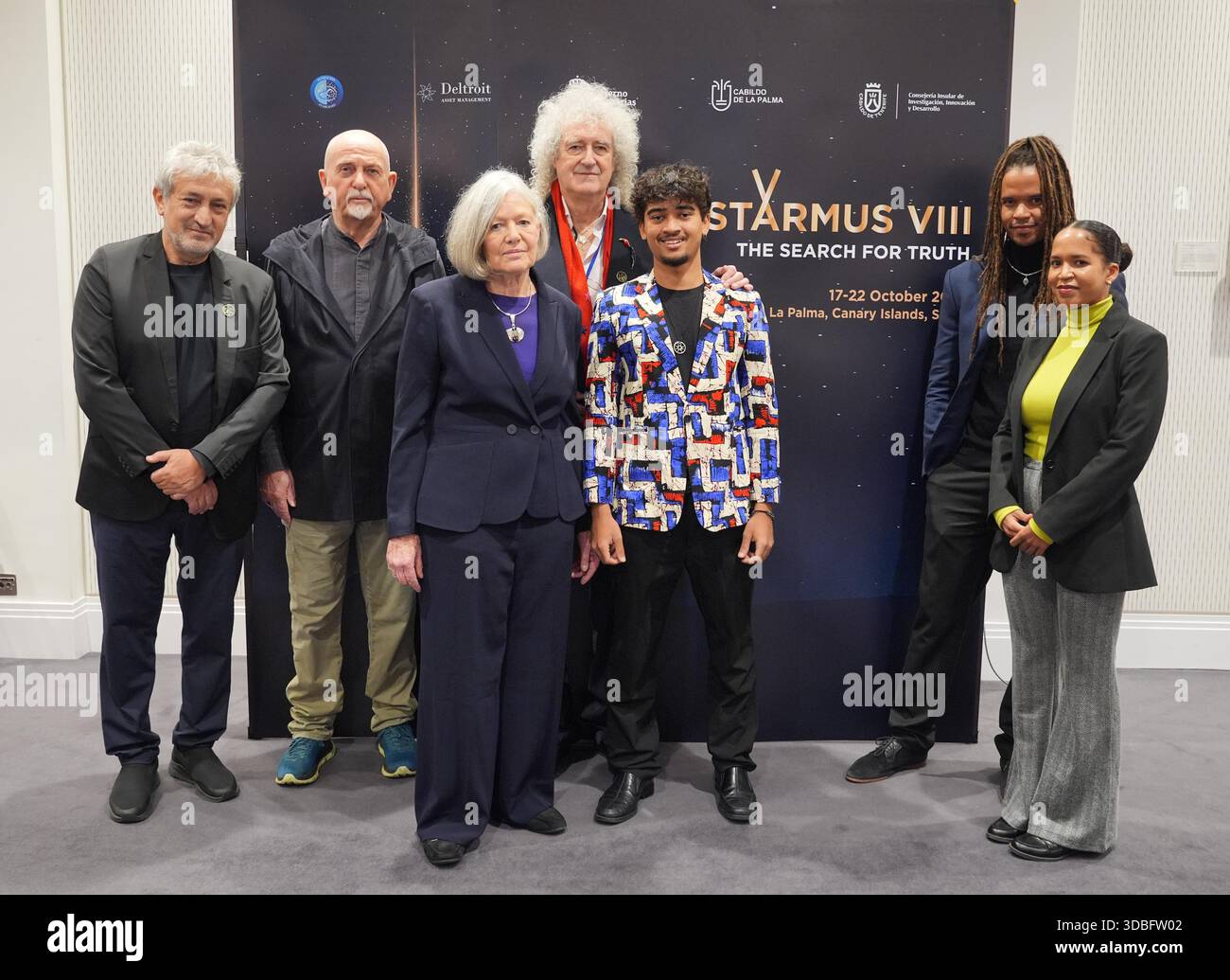 Jane van lawick goodall hi-res stock photography and images - Alamy