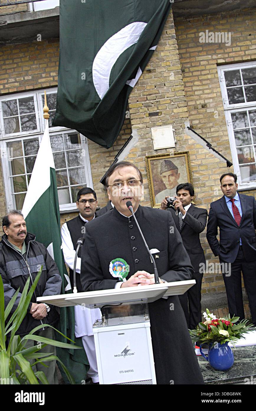 COPENHAGEN /DENMARK- Masroor A.Junejo H.E.Ambassador of Pakistan to ...