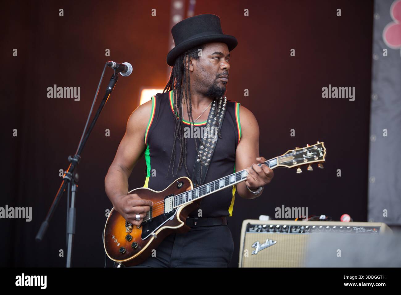 atthe Lets Rock Bristol Festival 4th june 2017 Photo by James Williams  Stock Photo - Alamy, image size:1300x956
