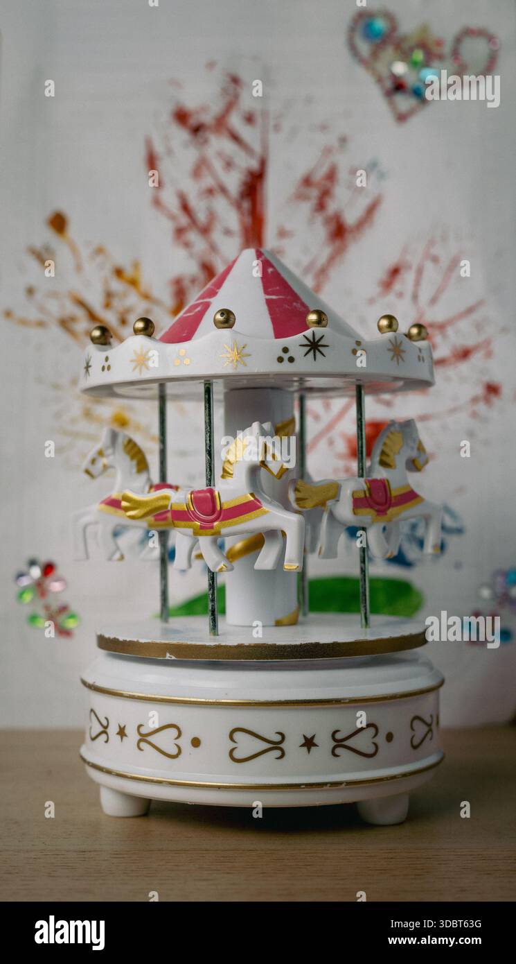 Gold miniature highlights hi-res stock photography and images - Alamy