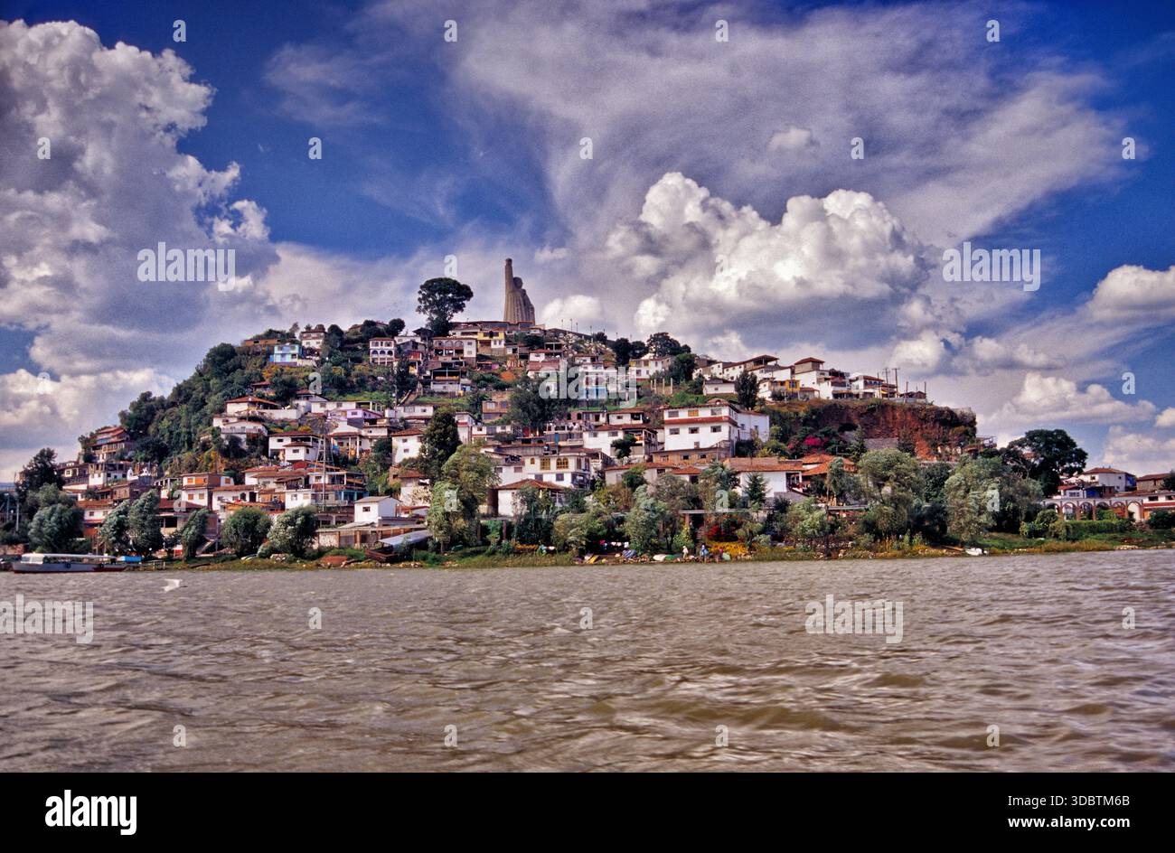 Isla Janitzio, Jose Maria Morelos statue, town of Janitzo, Lake ...