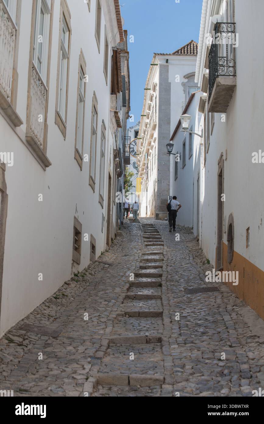 Calcada da Galeria, a stepped narrow street leading to the church of Santa Maria do Castelo and the Tavira camera obscura, Tavira, A lgarve Portugal Stock Photo