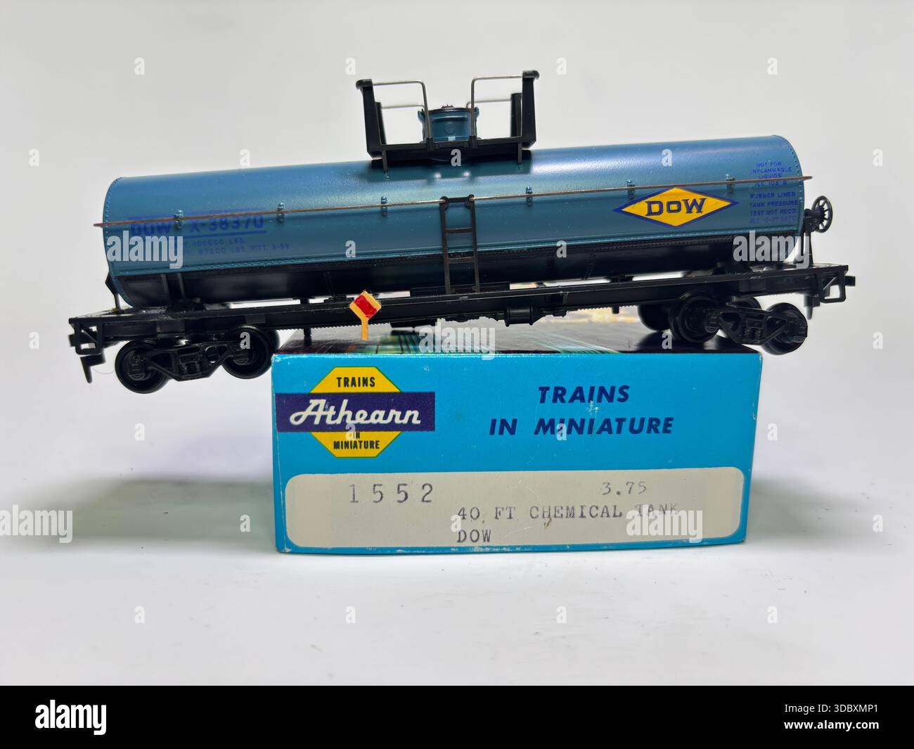 Model railroad freight wagons replicating American railway items in USA ...
