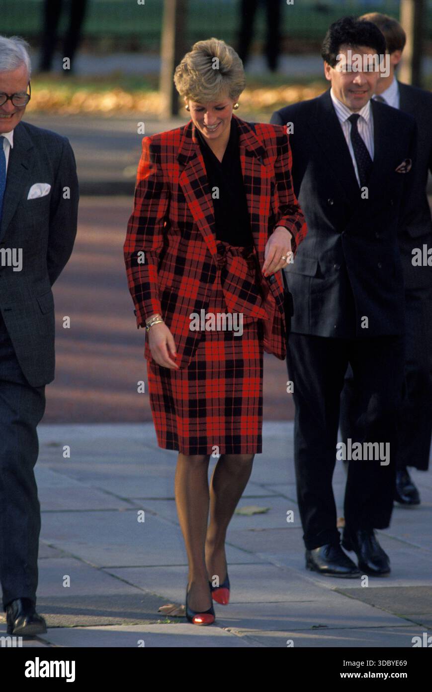 Princess diana tartan hi-res stock photography and images - Alamy Princess diana tartan hi-res stock photography and images - Alamy