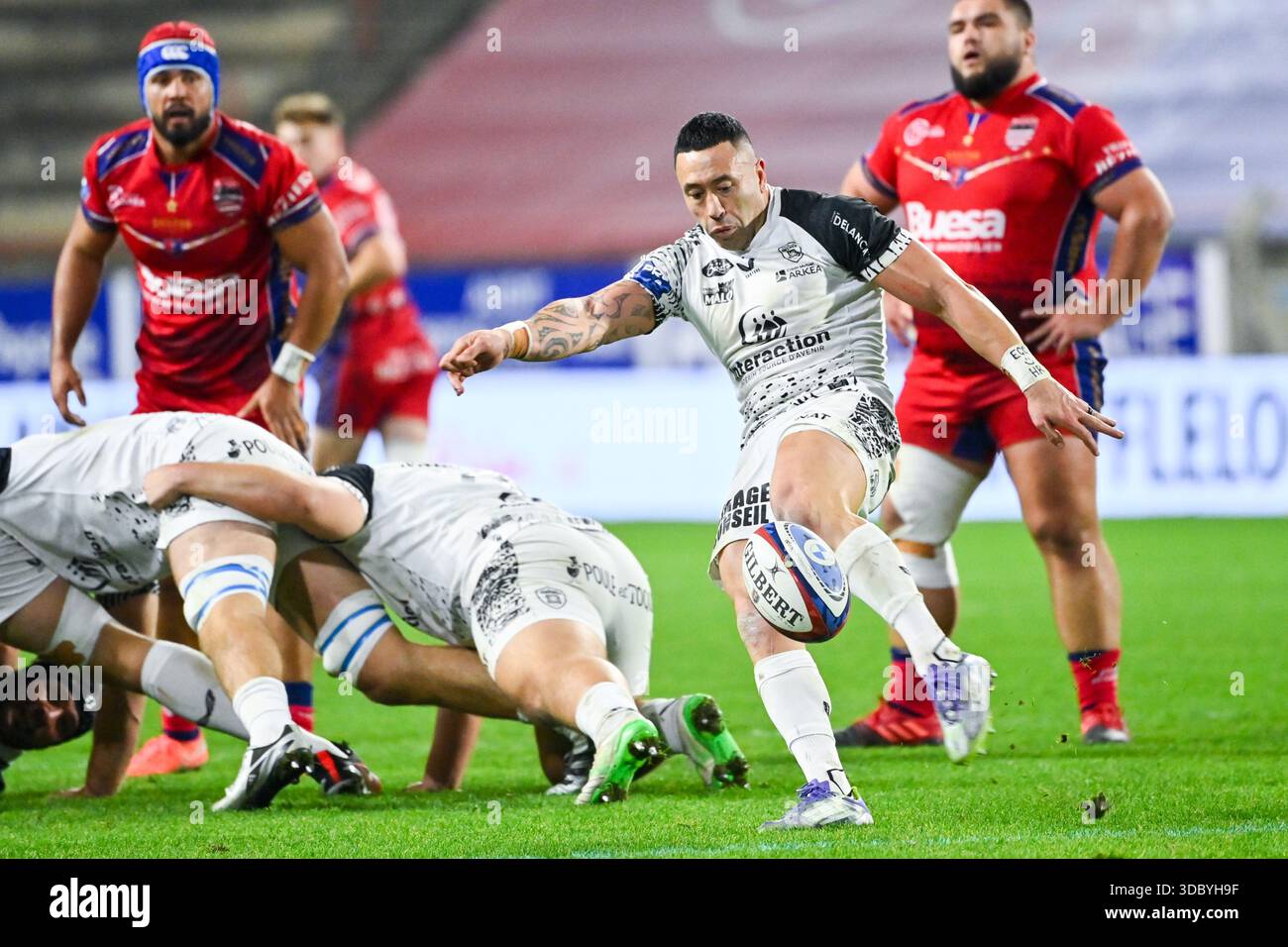 Michael RURU of Vannes during the Pro D2 match between Beziers and ...