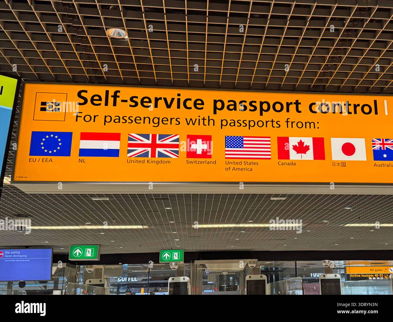 Amsterdam, Schiphol, the Netherlands - October 18, 2025: Self-service passport control sign at an international airport terminal. Stock Photo