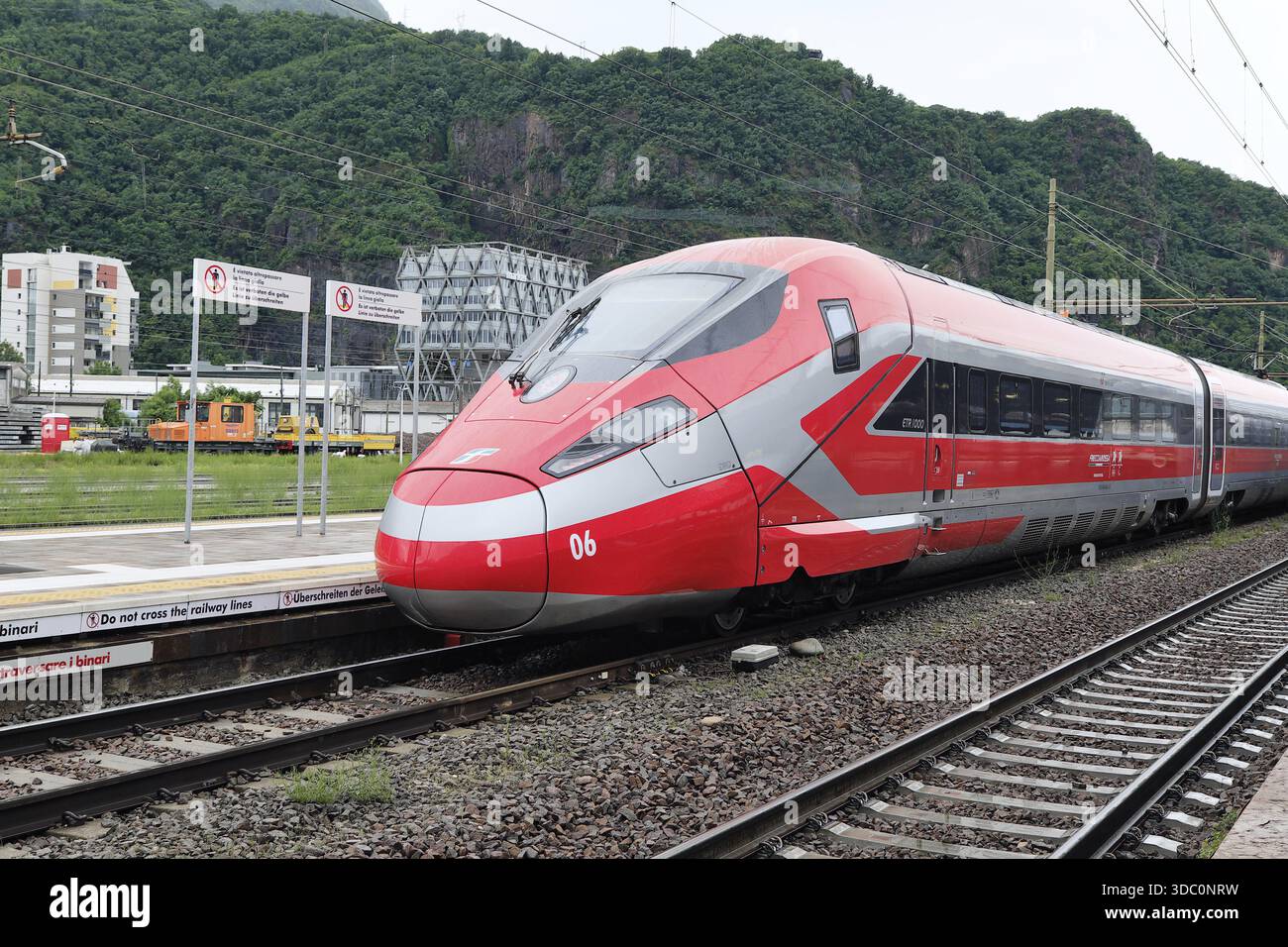 Trix 21505 Coffret de départ train voyageurs électrique BR 380, CD