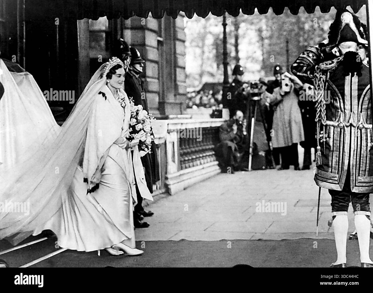 lady alice montagu douglas scott wedding dress British