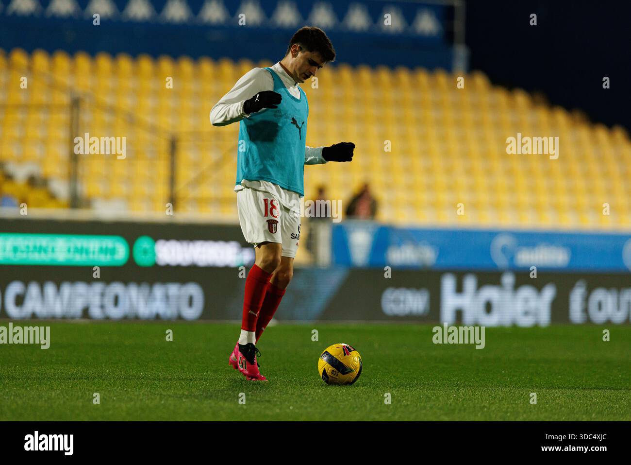 Pau Victor seen during Liga Portugal game between teams of GD Estoril Praia and SC Braga at Estadio Antonio Coimbra da Mota (Maciej Rogowski/Ball Raw Stock Photo - Alamy Pau Victor seen during Liga Portugal game between teams of GD Estoril Praia and SC Braga at Estadio Antonio Coimbra da Mota (Maciej Rogowski/Ball Raw Stock Photo - Alamy