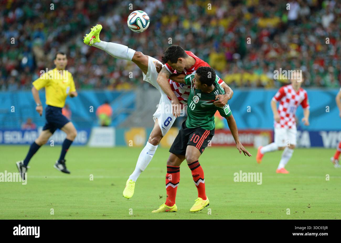 Giovani Dos Santos signs for Los Angeles Galaxy