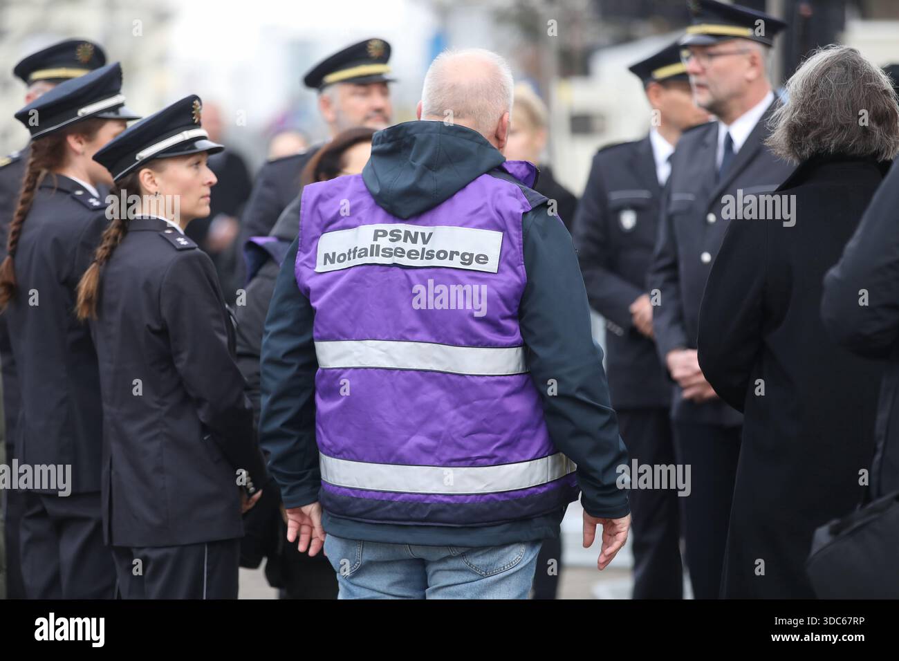 Magdeburg, 20.12.2025 Gedenktag an die Opfer des Anschlages von Magdeburg  Foto: Matthias Gränzdörfer Credit: mgfoto/Alamy Live News Stock Photo -  Alamy, image size:1300x956